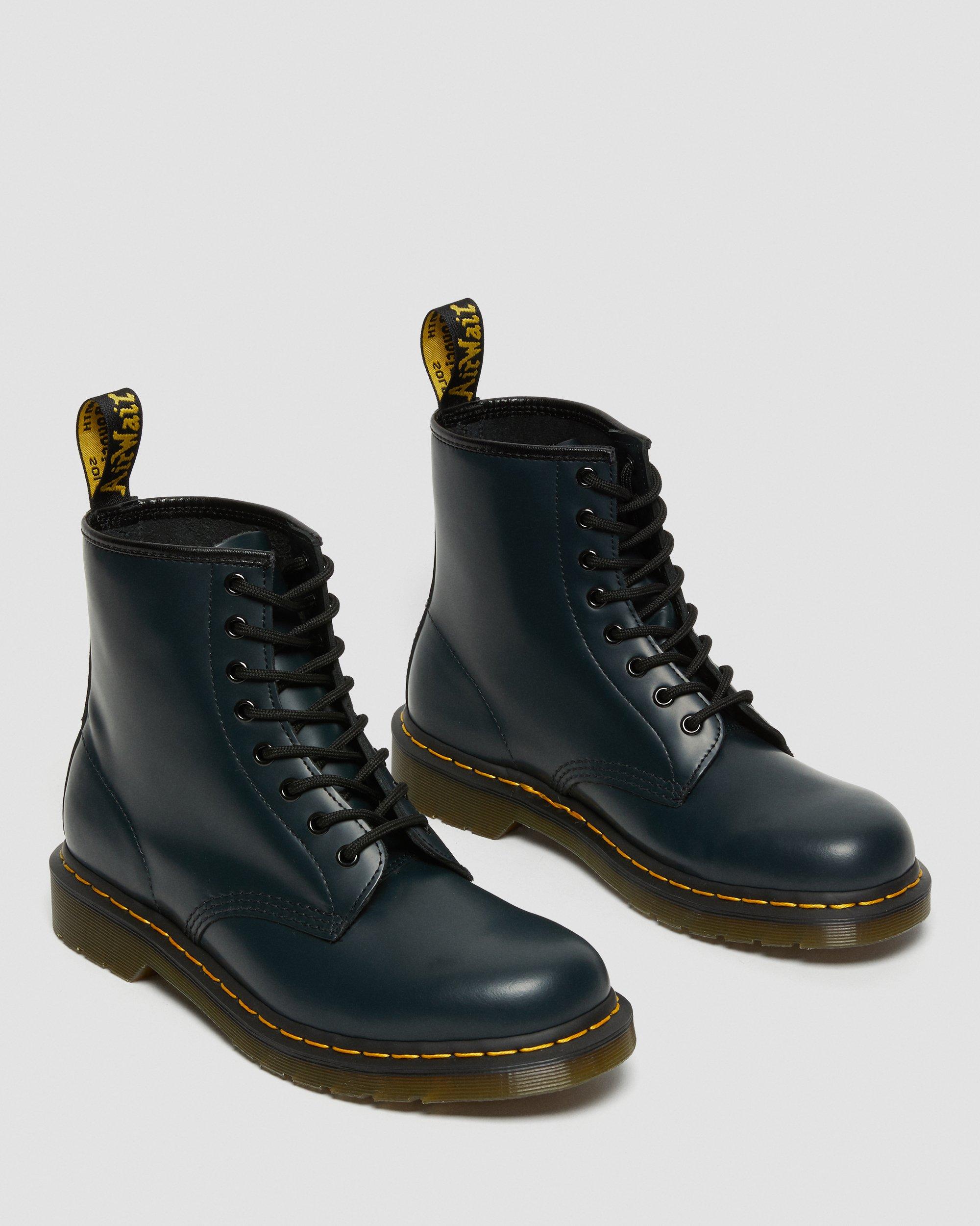 1460 Smooth Leather Lace Up Boots in Navy | Dr. Martens
