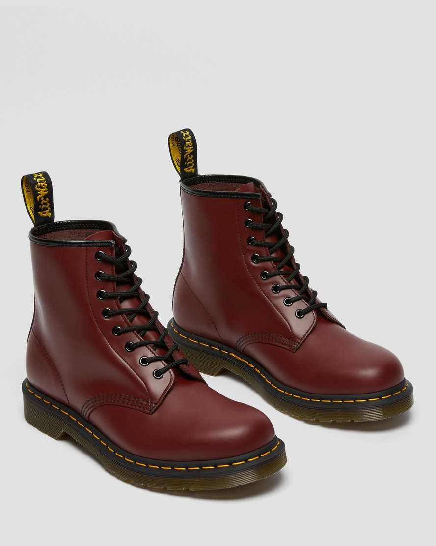 1460 Smooth Leather Lace Up Boots Cherry RedBotas 1460 de piel Smooth Dr. Martens