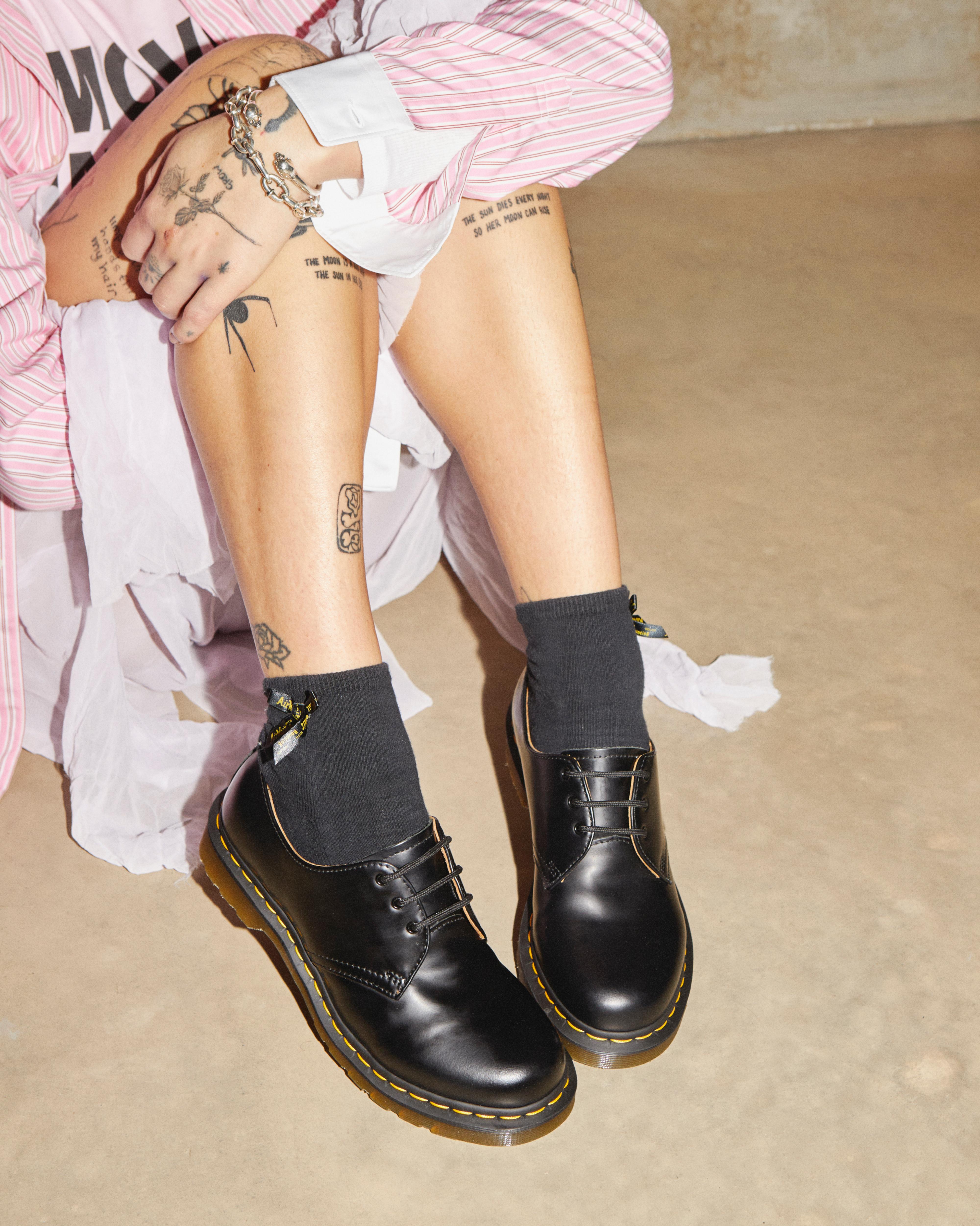 dr martens derby 1461