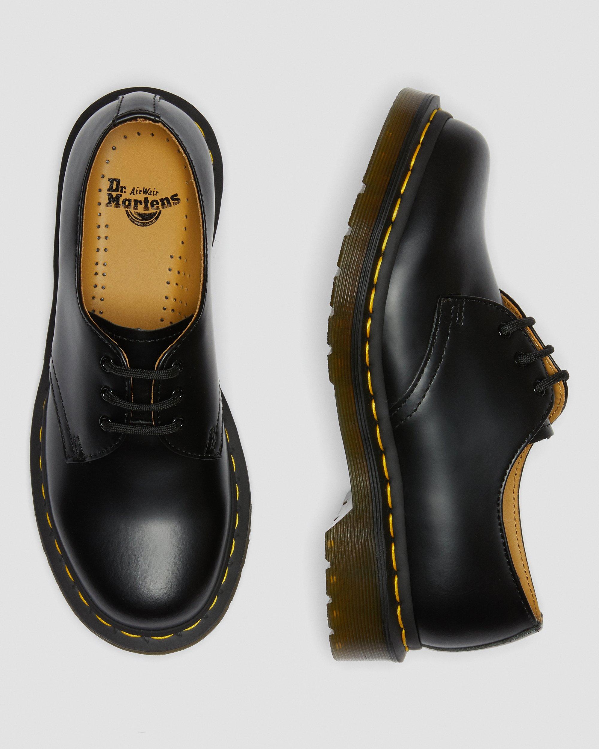 1461 Women's Smooth Leather Oxford Shoes, Black | Dr. Martens