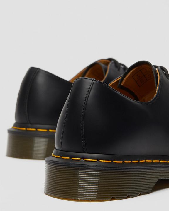1461 Smooth Leather Oxford Shoes in Black | Dr. Martens 1461 Smooth Leather Oxford Shoes in Black | Dr. Martens