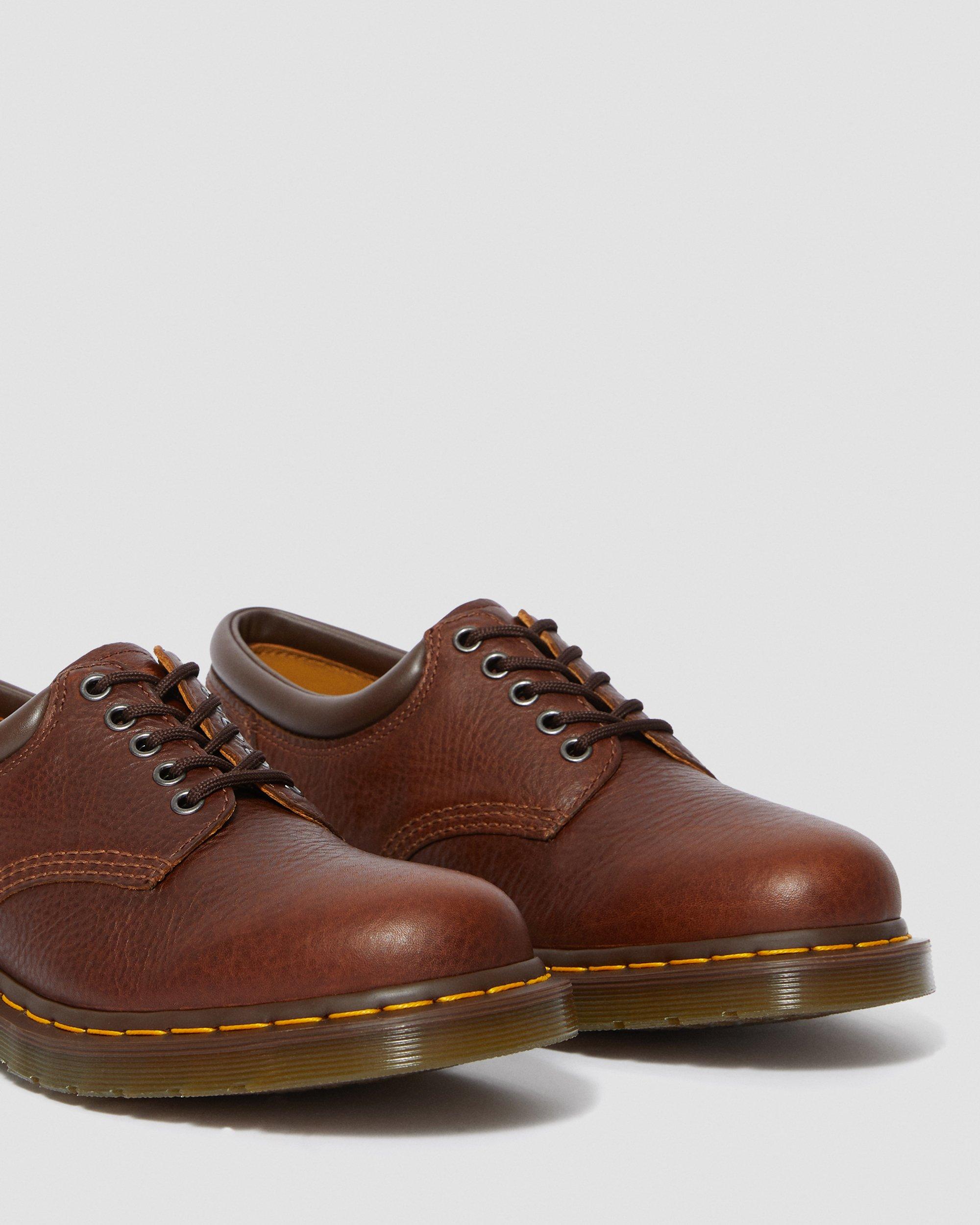 8053 Harvest Leather Casual Shoes | Dr. Martens