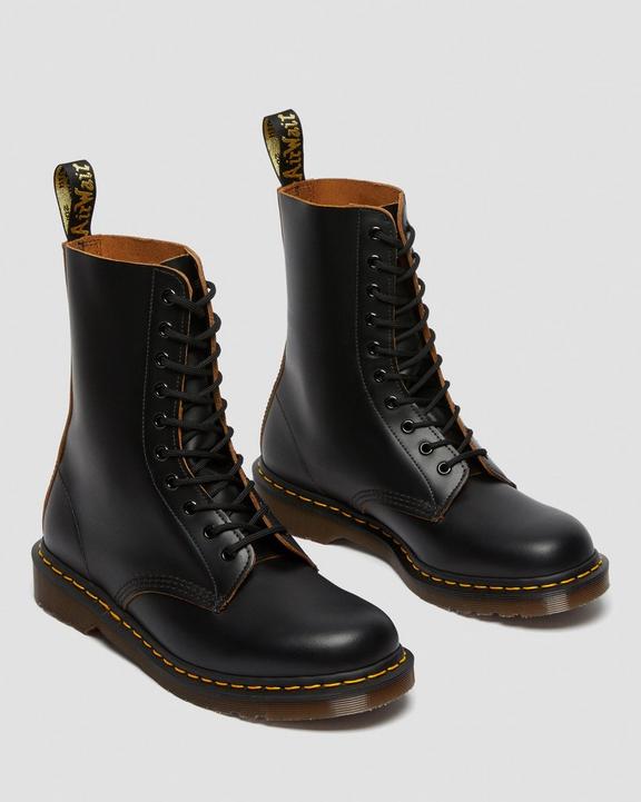 1490 Vintage Made In England Mid Calf Boots in Black | Dr 1490 Vintage Made In England Mid Calf Boots in Black | Dr