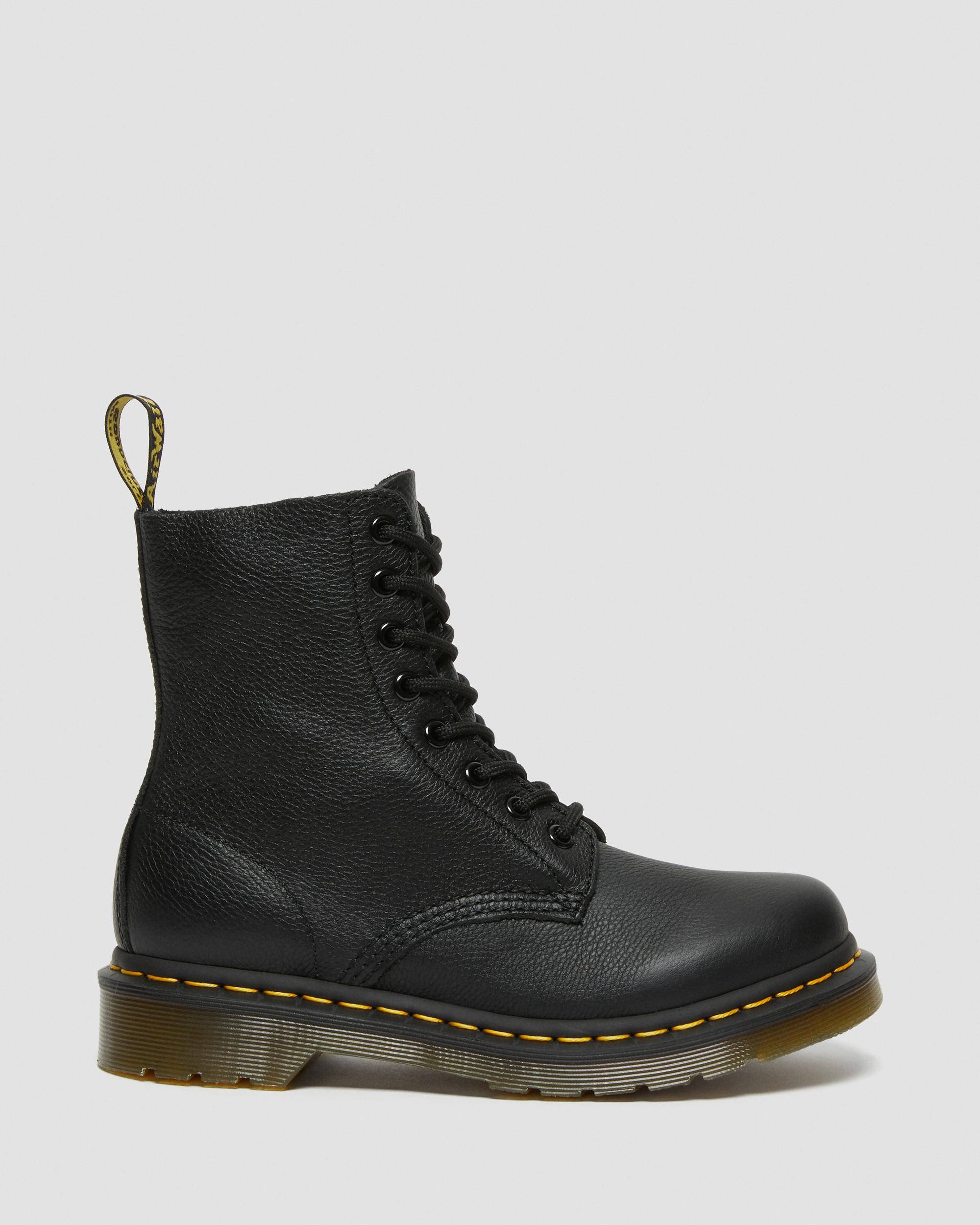 1460 Women's Pascal Virginia Leather Boots in Black | Dr. Martens
