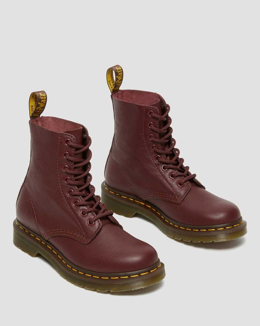 https://i1.adis.ws/i/drmartens/13512411.87.jpg?$large$1460 Pascal Virginia Leather Boots Dr. Martens