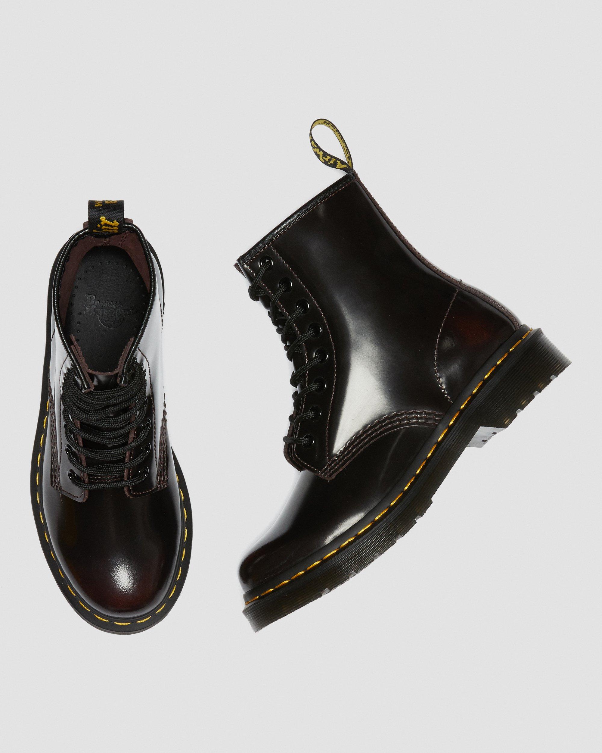 https://i1.adis.ws/i/drmartens/13661601.89.jpg?$large$1460 Women's Arcadia Leather Lace Up Boots Dr. Martens