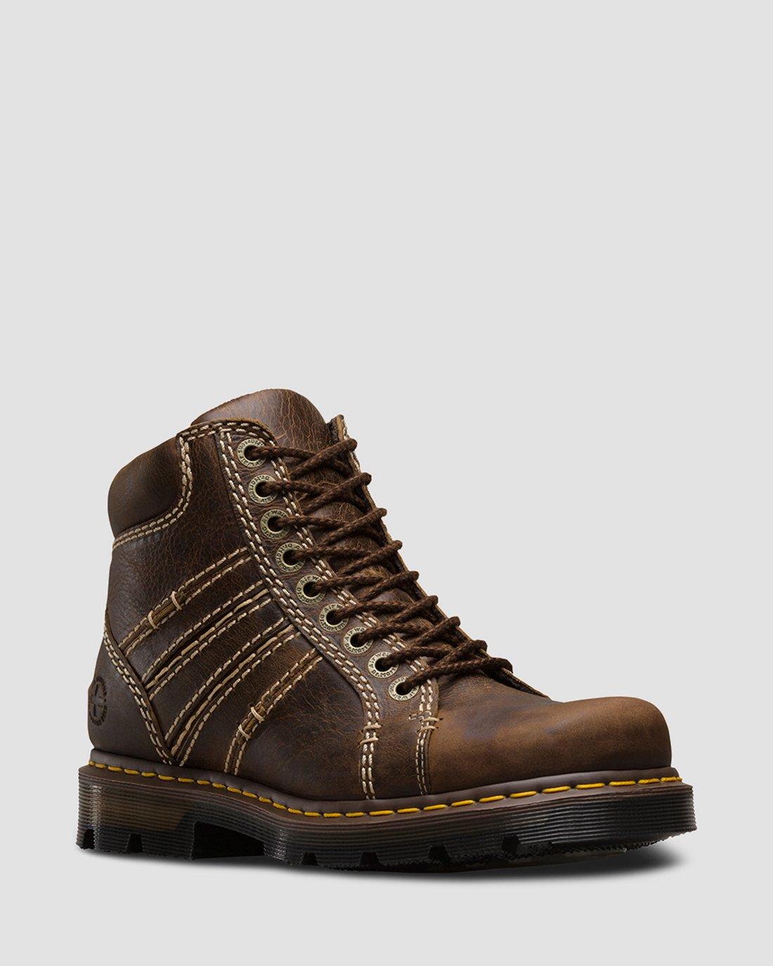 靴 Dr.Martens Quincy 77 in TAN | Dr. Martens™