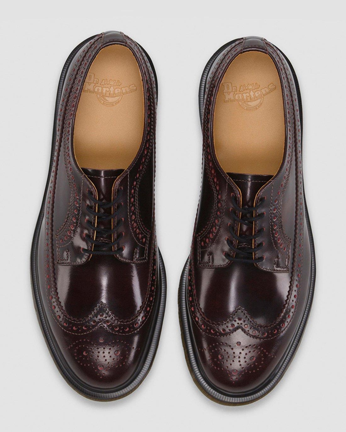 3989 Arcadia in CHERRY RED | Dr. Martens™