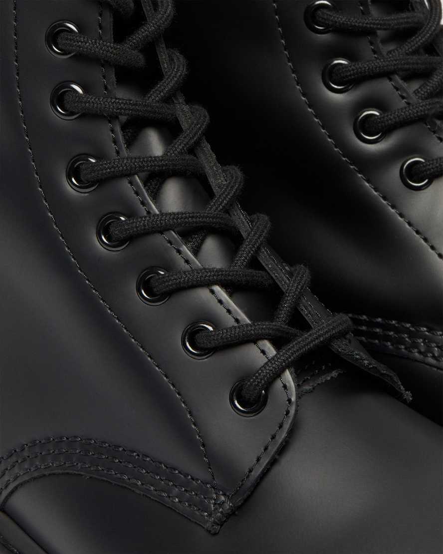 1460 Mono Smooth Leather Lace Up Boots Black1460 MONO SMOOTH Dr. Martens