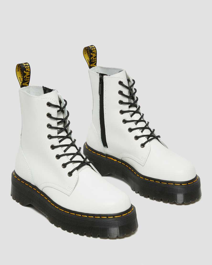 Jadon-platformstøvler i Smooth læder i hvidJadon-platformstøvler i Smooth læder Dr. Martens