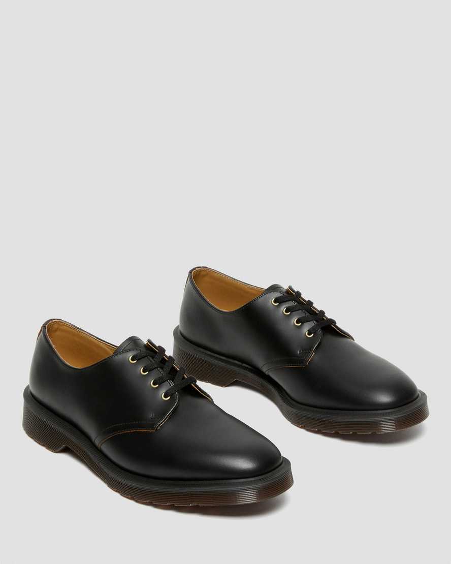 Smiths Vintage Smooth Leather Dress Shoes | Dr. Martens