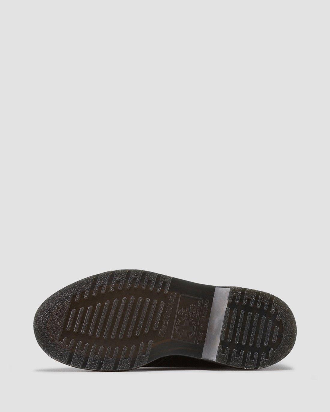 1461 Boanil Brush in Black | Dr. Martens display picture 2