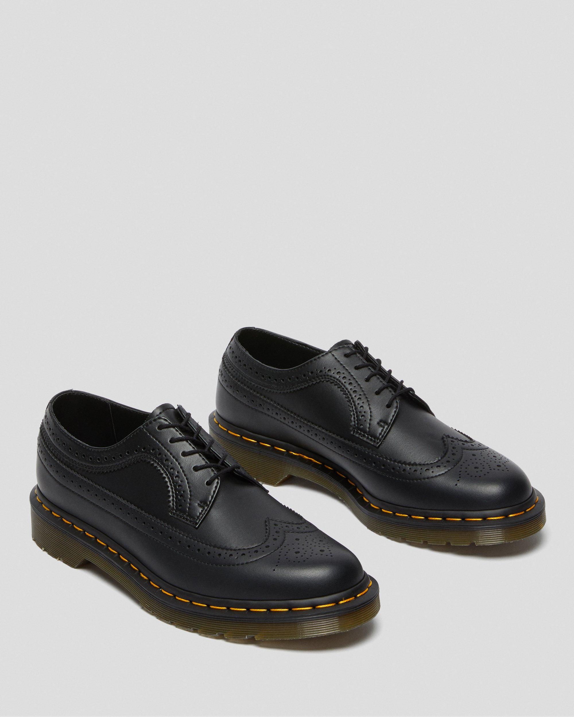 Vegan 3989 in BLACK | Dr. Martens™