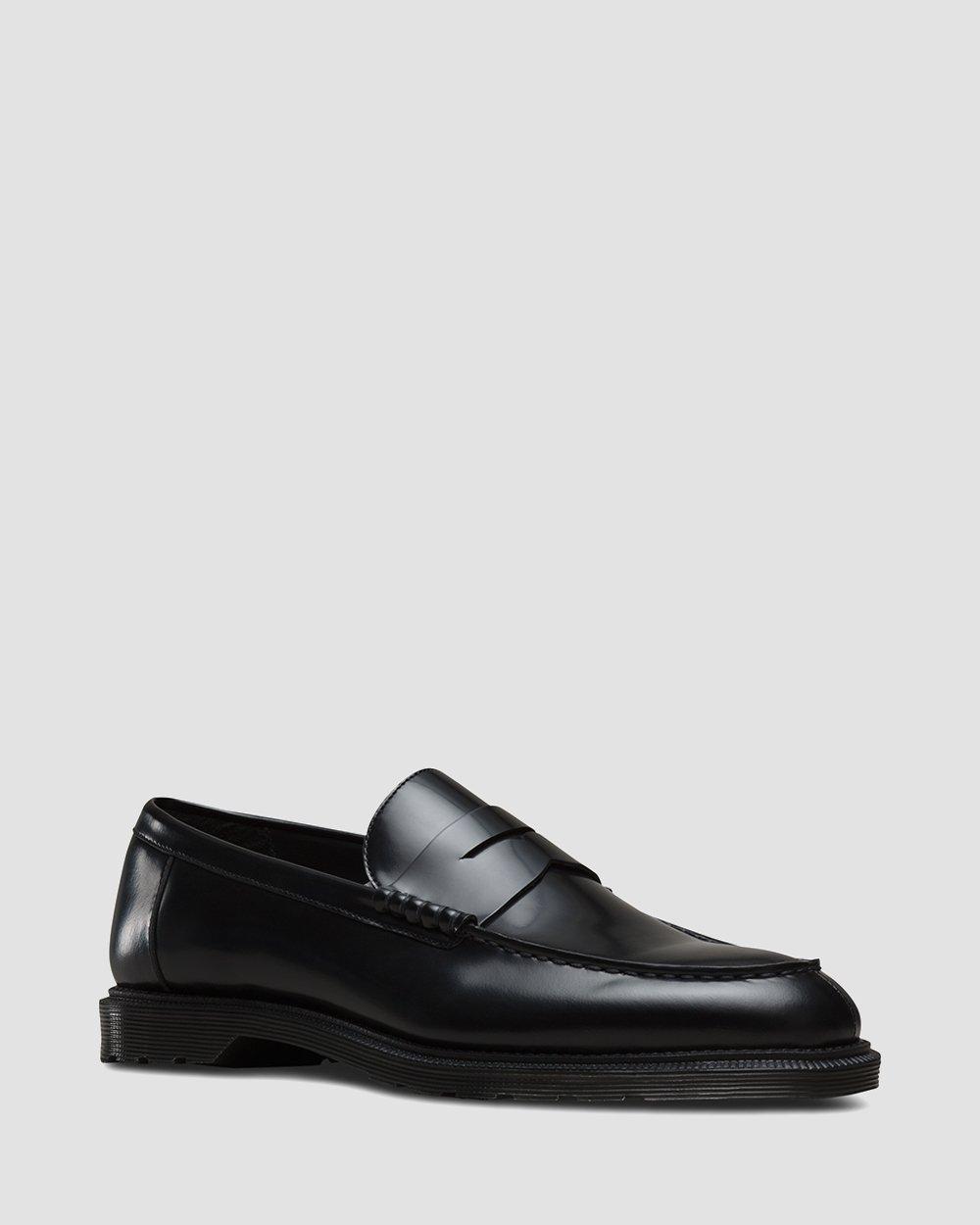 Penton Polished Smooth in BLACK | Dr. Martens™