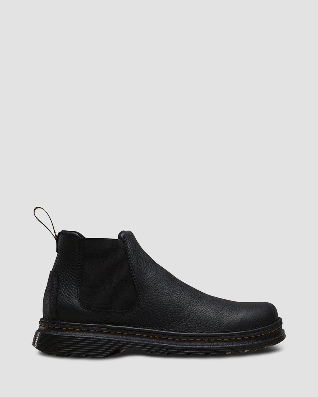 Oakford Grizzly in BLACK | Dr. Martens™