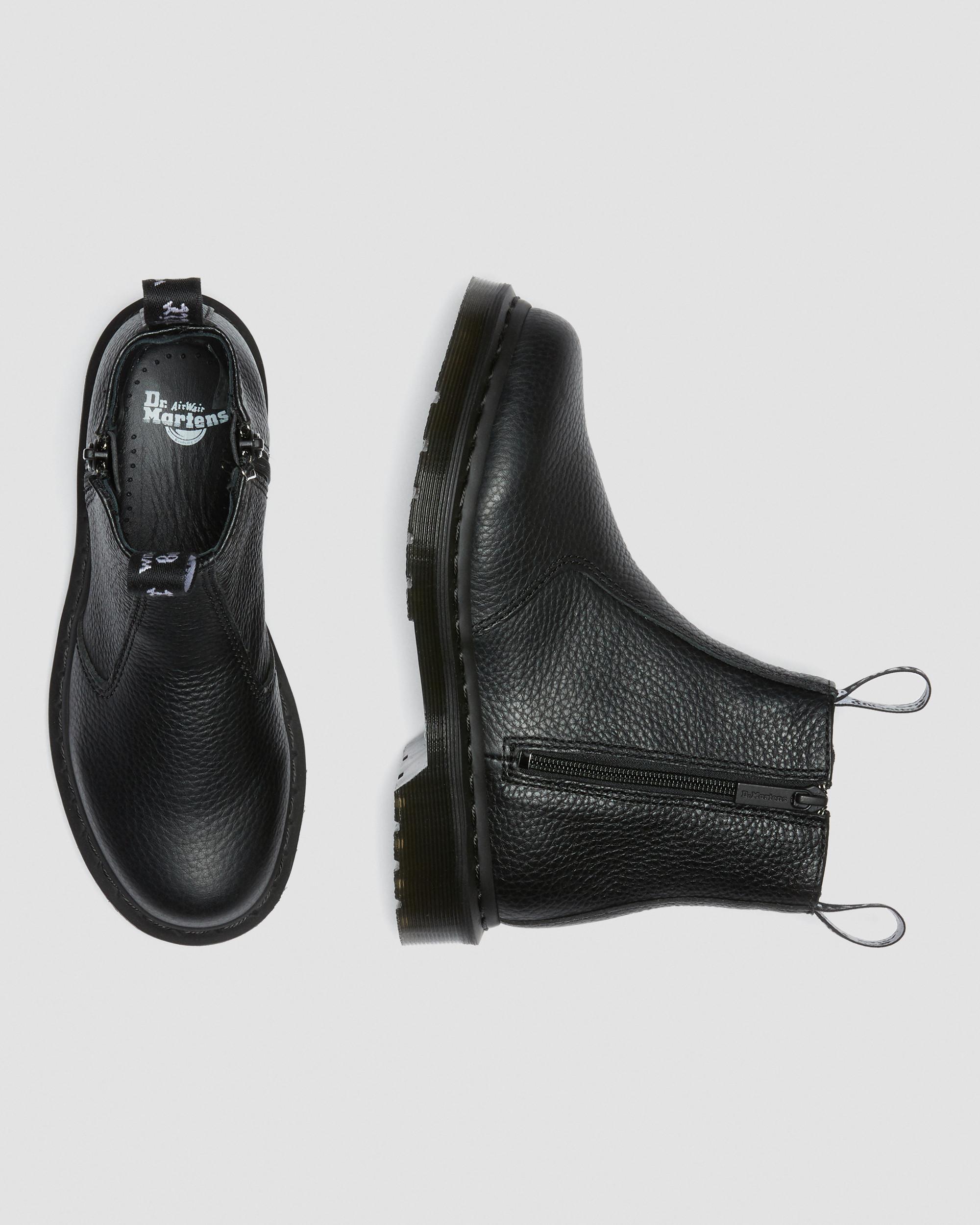 2976 Women's Leather Zipper Chelsea Boots in BLACK | Dr. Martens™