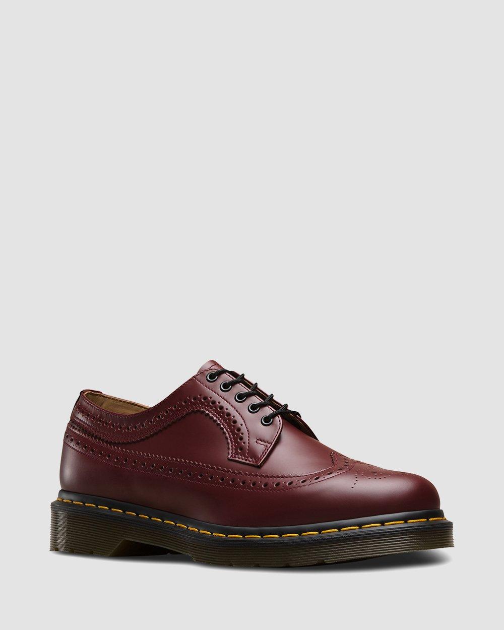 3989 Smooth Leather Brogue Shoes | Dr. Martens