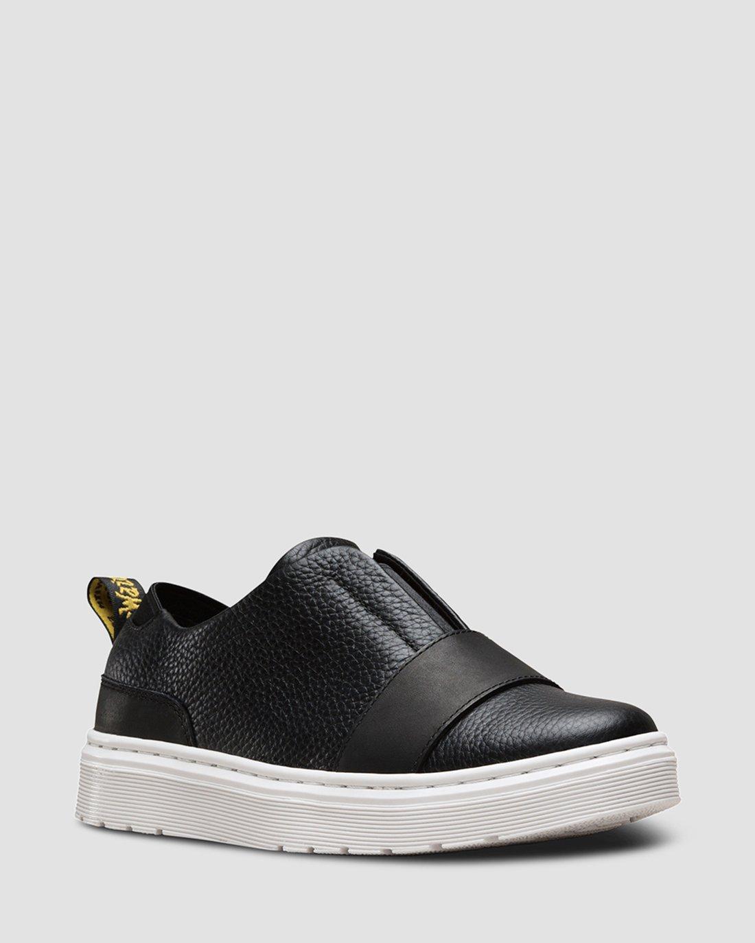 Lylah Temperley in BLACK | Dr. Martens™