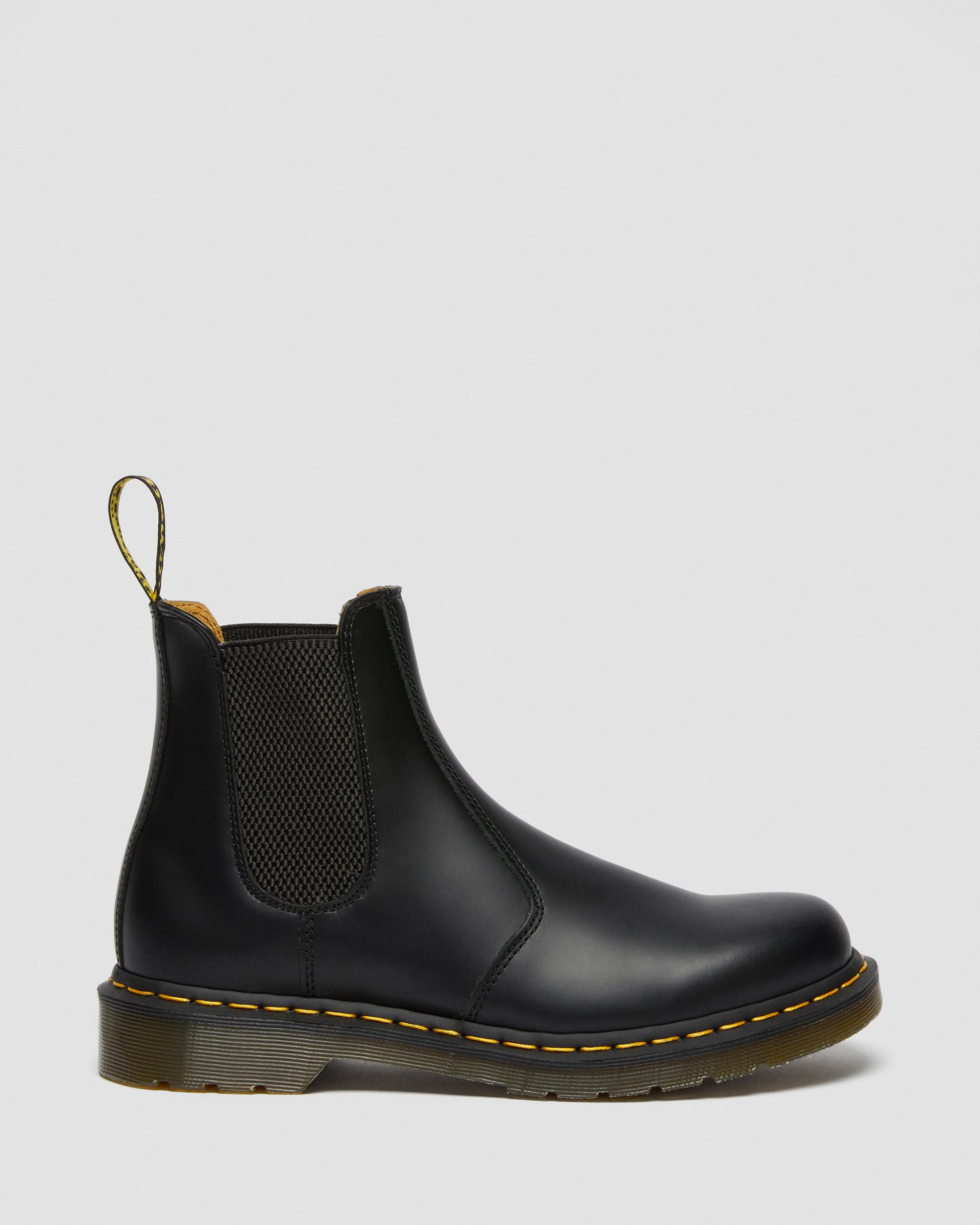 2976 Yellow Stitch Smooth Leather Chelsea Boots | Dr. Martens