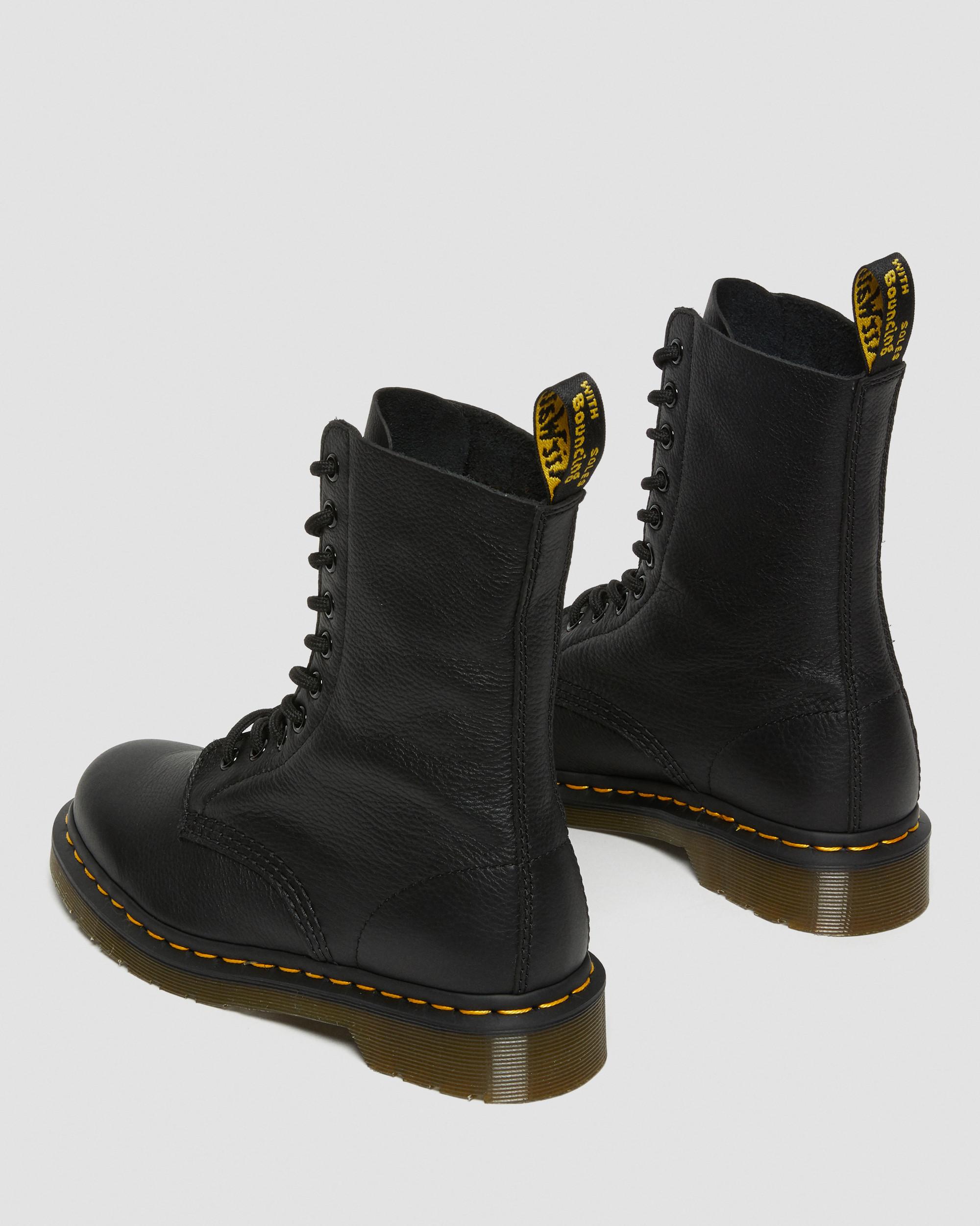 1490 Virginia Leather High Boots in Black