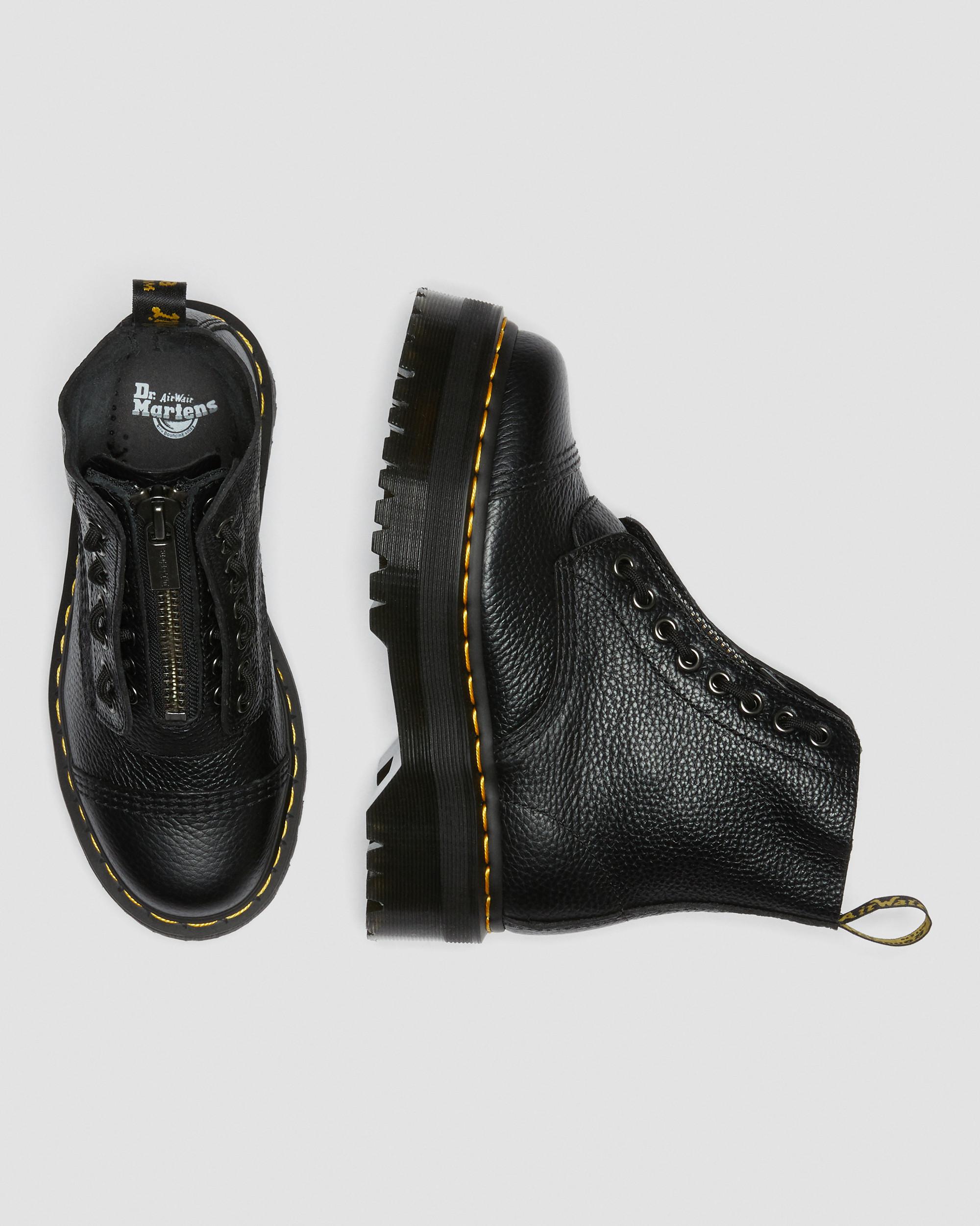 Ijver Kostuums erven Sinclair Milled Nappa Leather Platform Boots | Dr. Martens