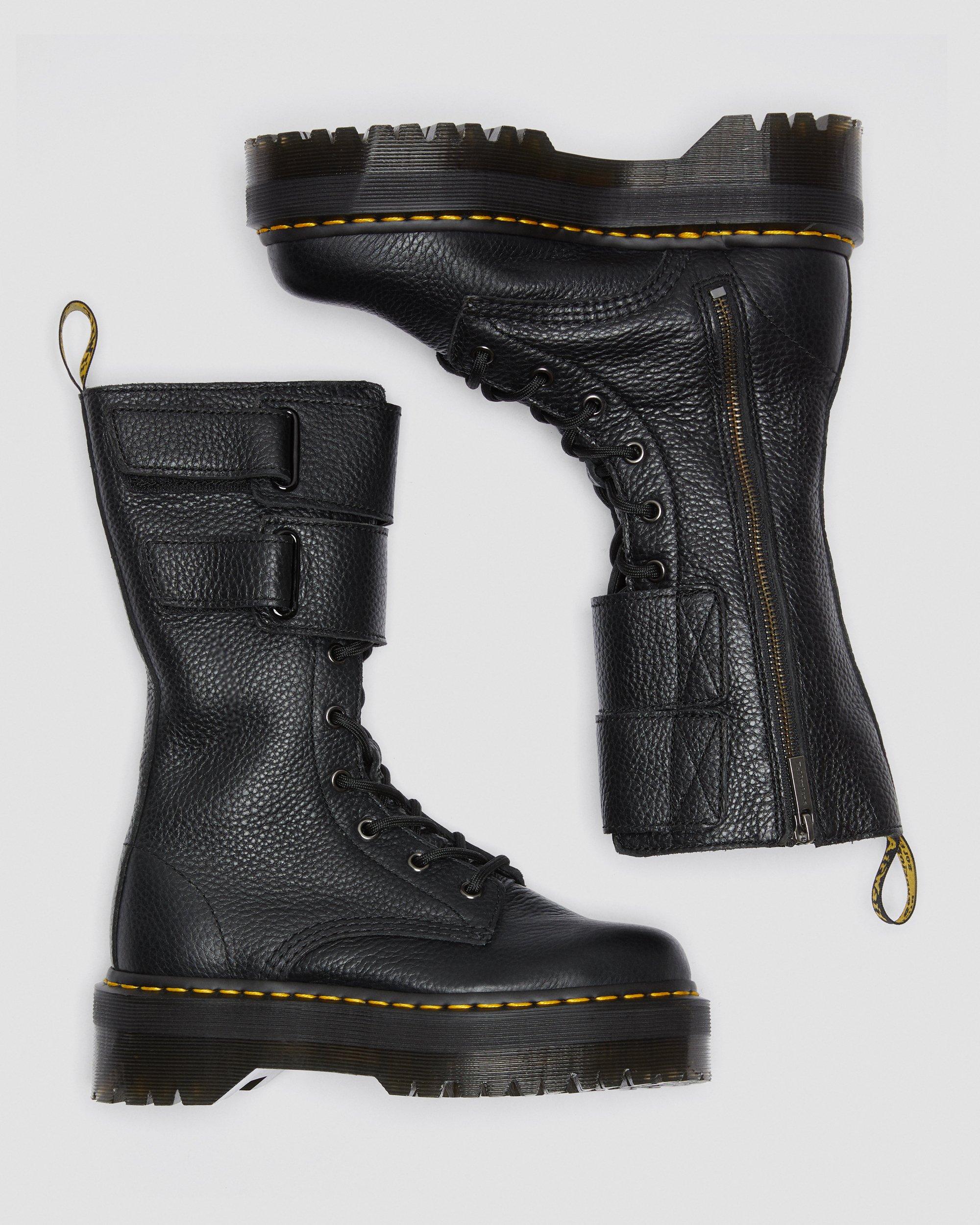 Jagger Platform Boots in BLACK | Dr. Martens™