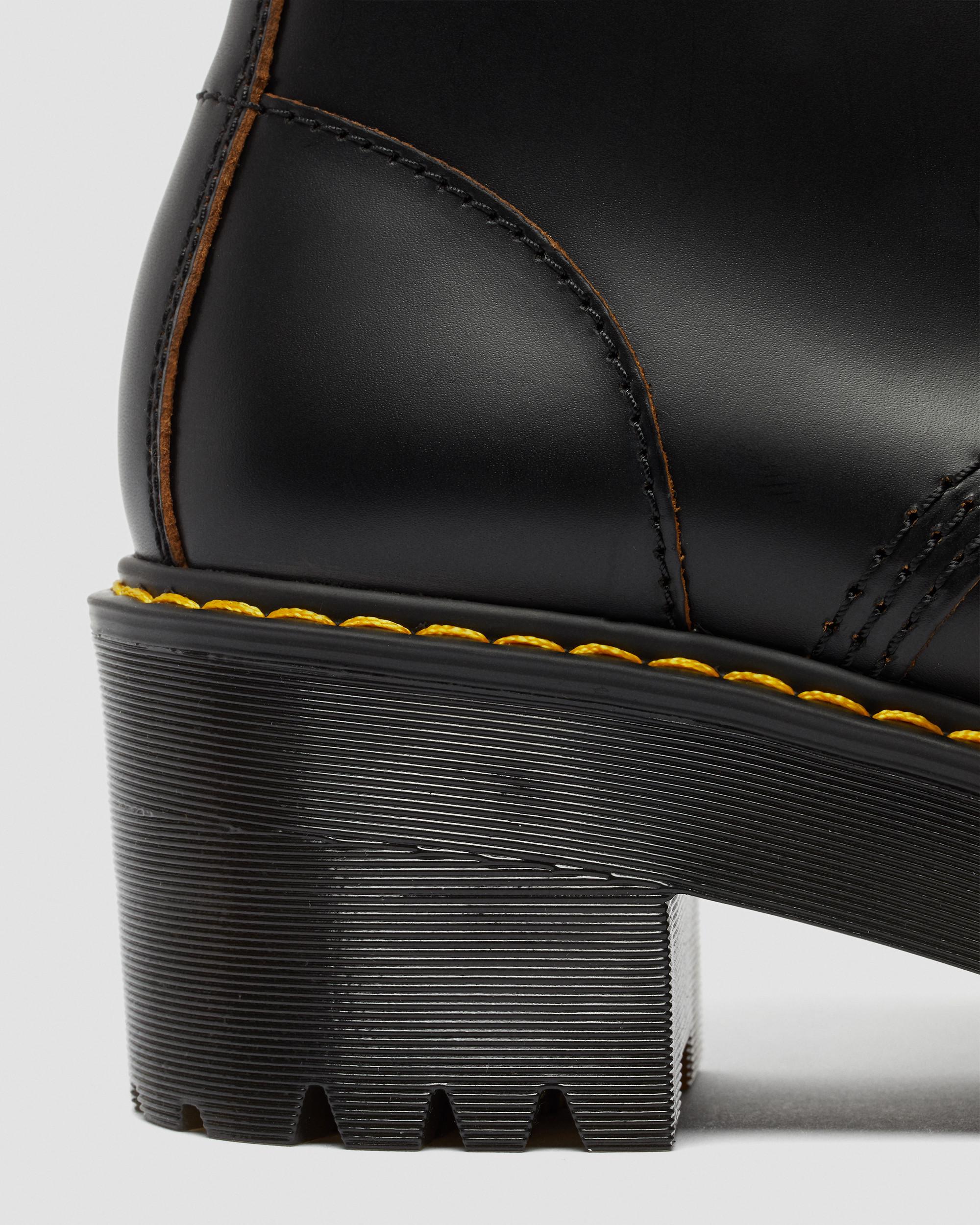Leona Women's Vintage Smooth Leather Heeled Boots, Black | Dr. Martens