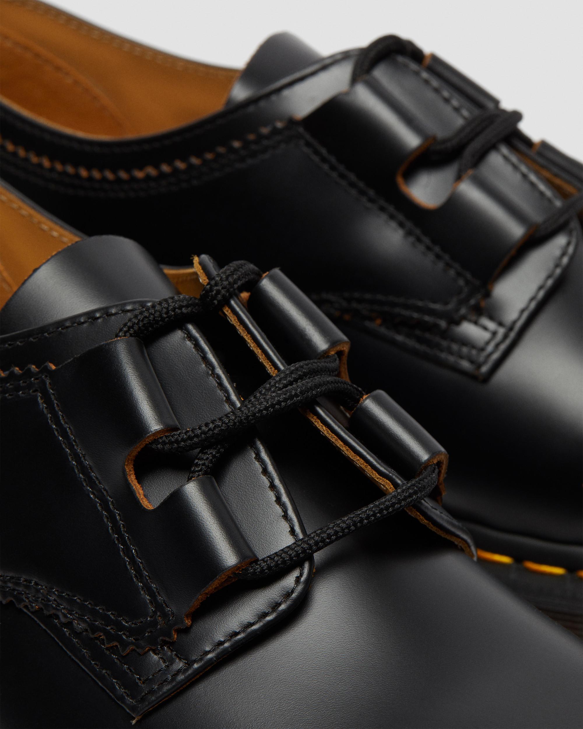 1461 Ghillie Leather Oxford Shoes in BLACK | Dr. Martens™