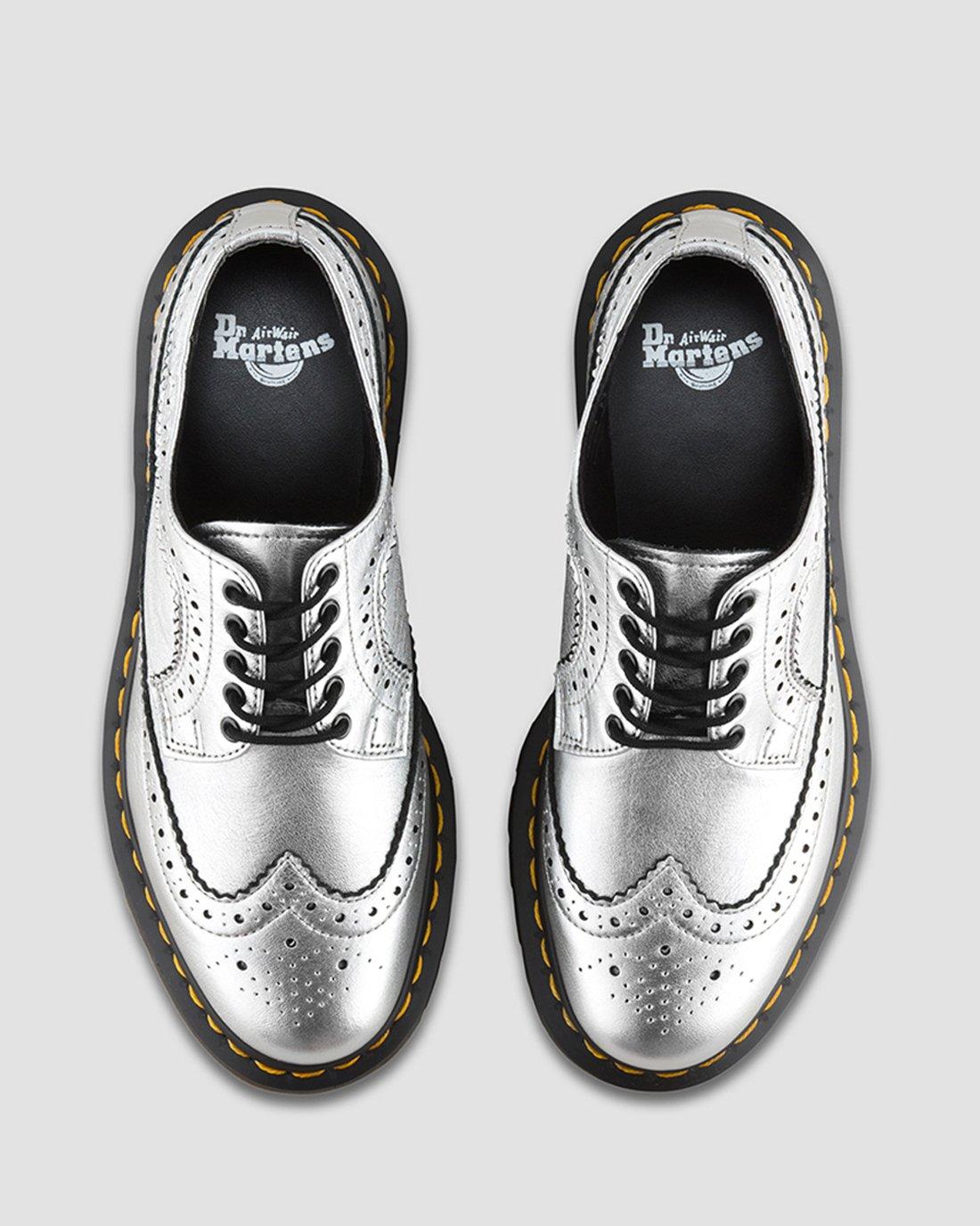 3989 Kiltie Metallic in SILVER | Dr. Martens™