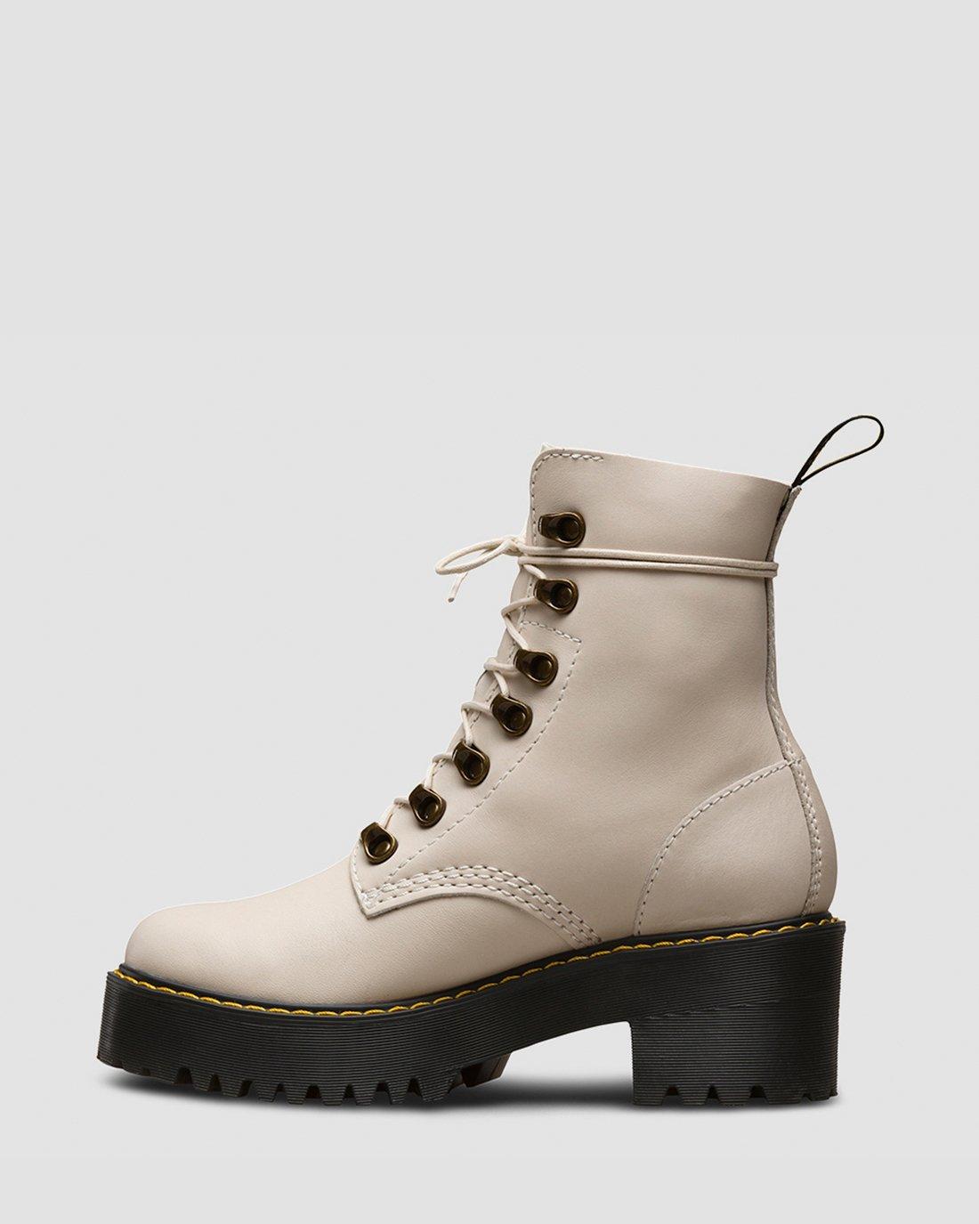 Leona Women's Temperley Leather Heeled Boots in BONE | Dr. Martens™