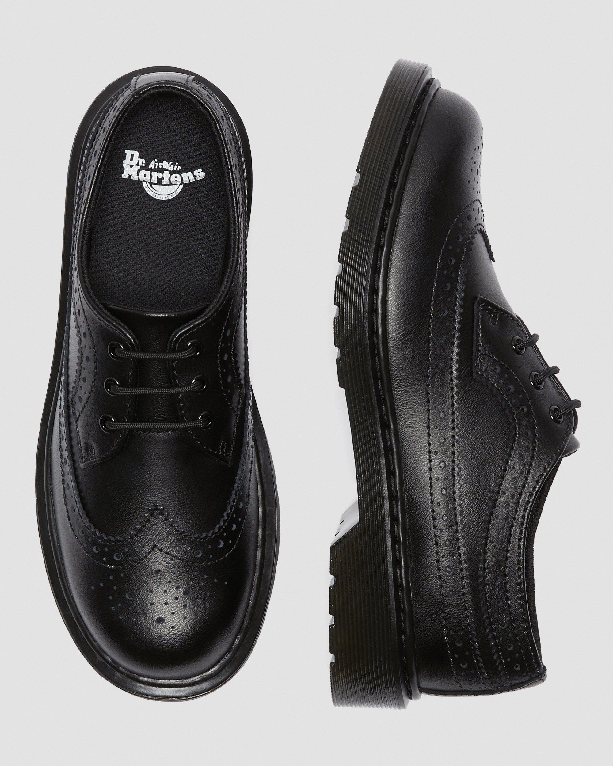 Youth 3989 in BLACK | Dr. Martens™