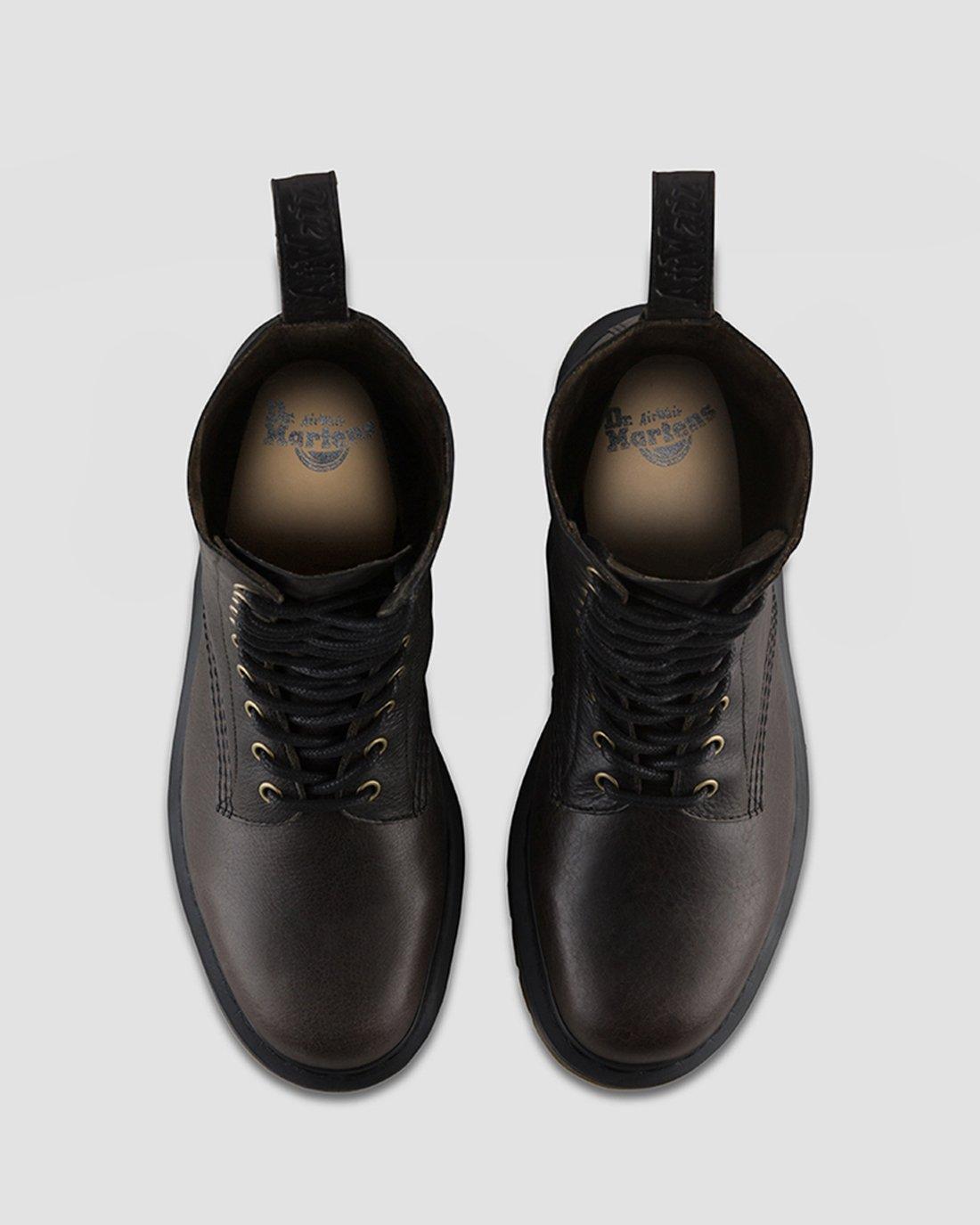 1490 Harvest in BLACK | Dr. Martens™