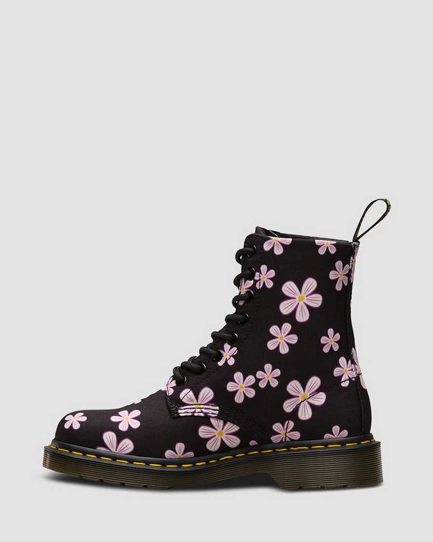 PAGE MEADOW CANVAS Dr. Martens