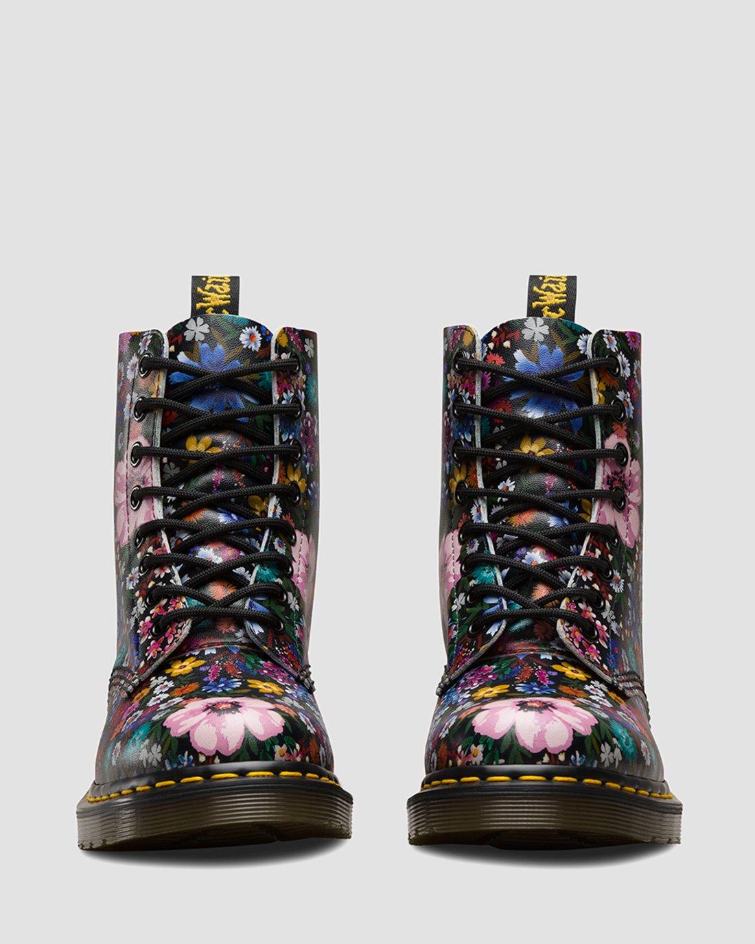 1460 Pascal Wanderlust in BLACK+MALLOW PINK | Dr. Martens™