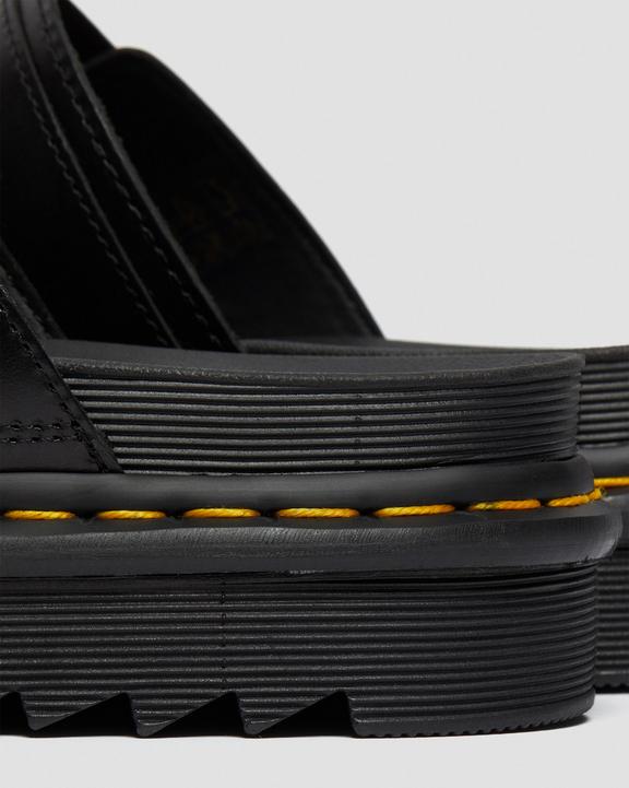 Myles-sandaler i Brando-læder med spændeMyles-sandaler i Brando-læder med spænde Dr. Martens