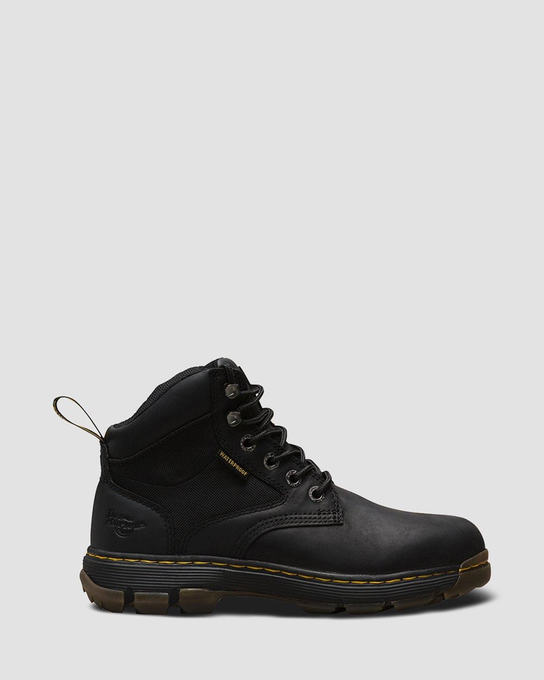 Holford in BLACK | Dr. Martens™