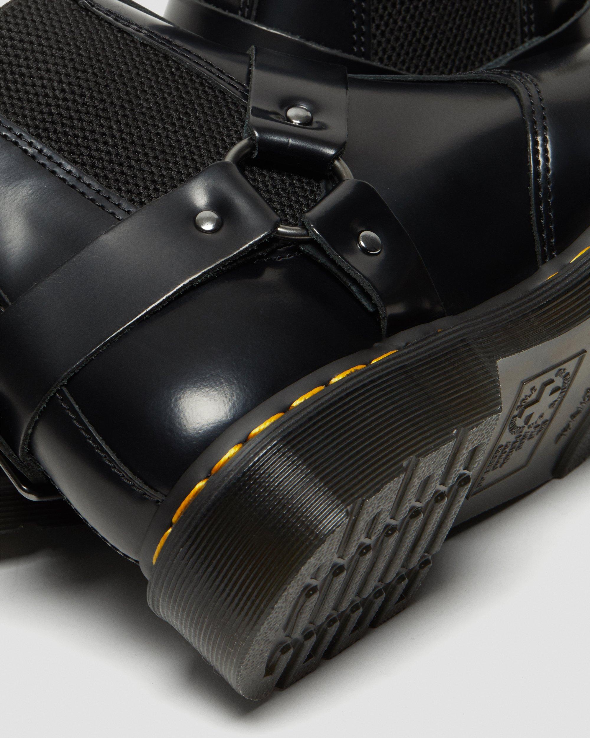 Wincox Smooth Leather Buckle Boots | Dr. Martens ReWair