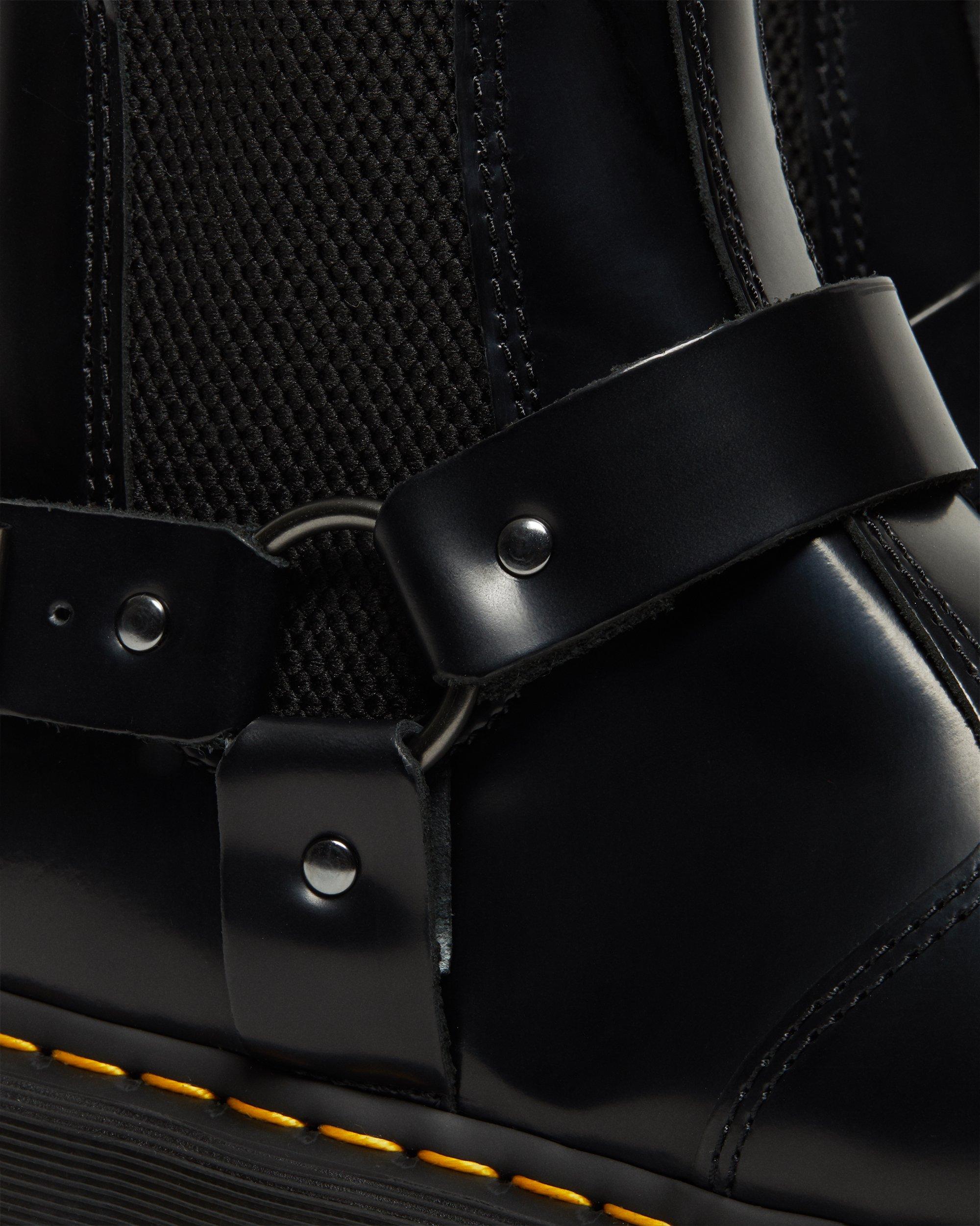 WINCOX LEATHER CHELSEA BOOTS in BLACK | Dr. Martens™
