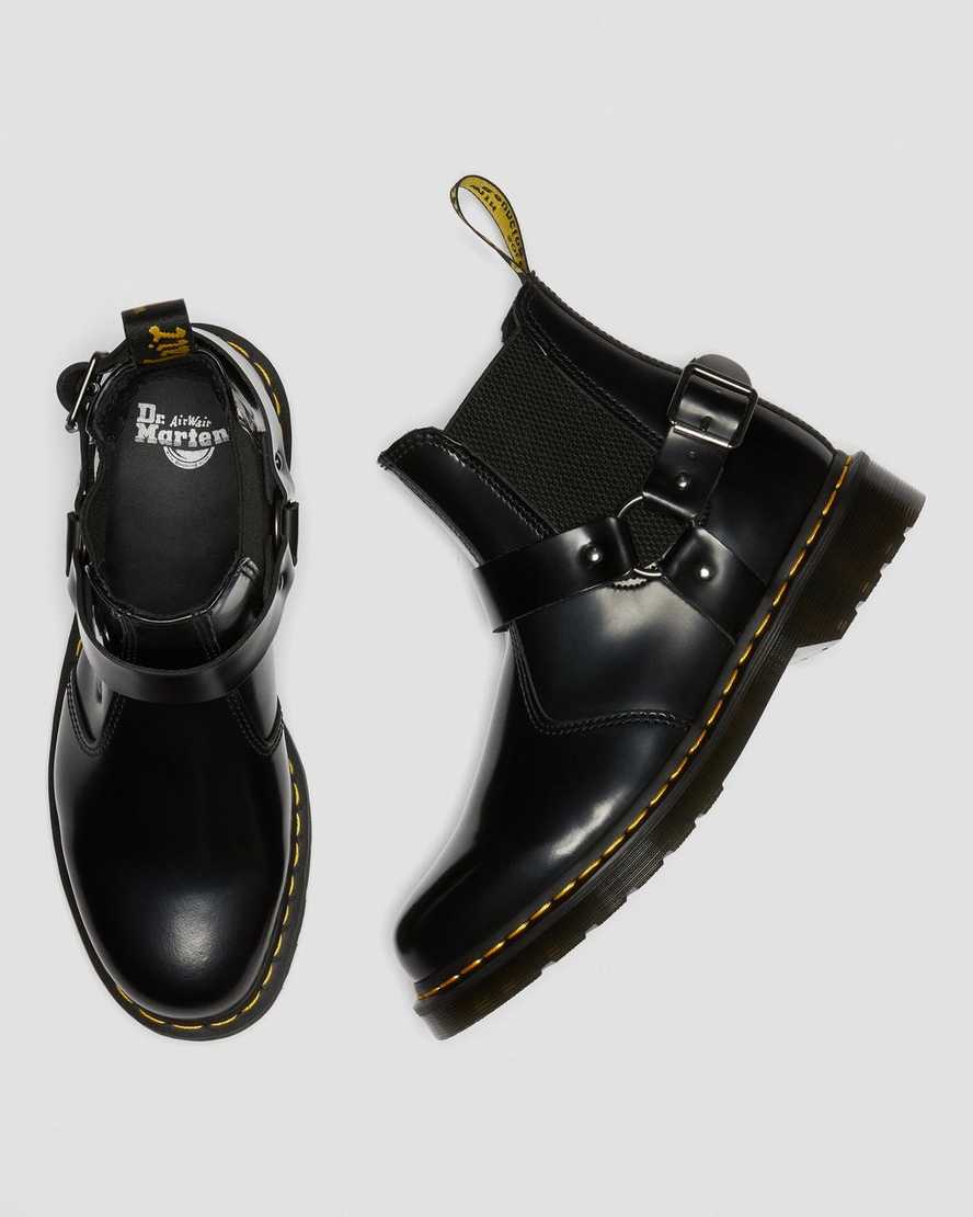 https://i1.adis.ws/i/drmartens/23866001.90.jpg?$large$Wincox Smooth Leather Buckle Boots | Dr Martens