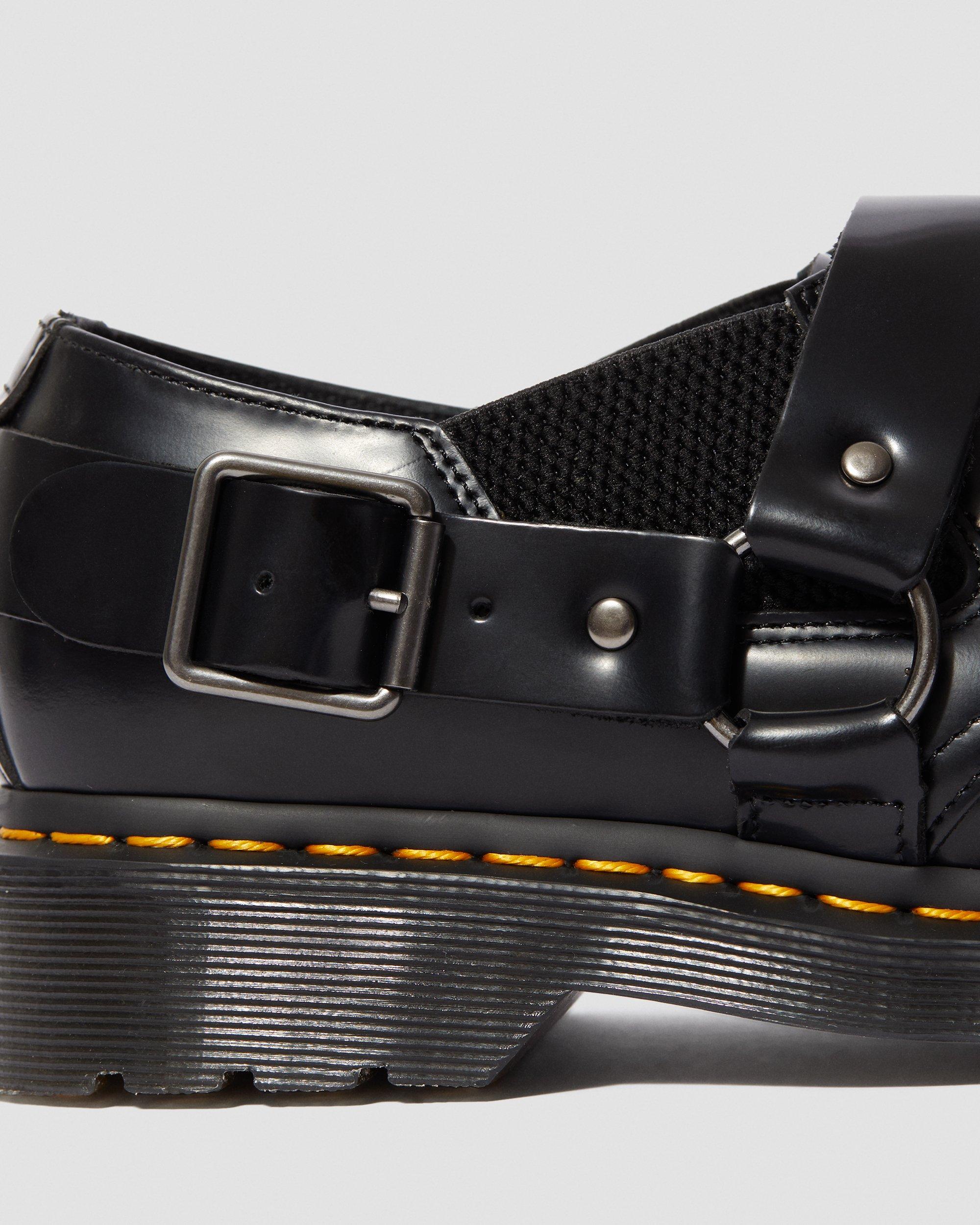 FULMAR SMOOTH LEATHER LACE UP SHOES in BLACK | Dr. Martens™