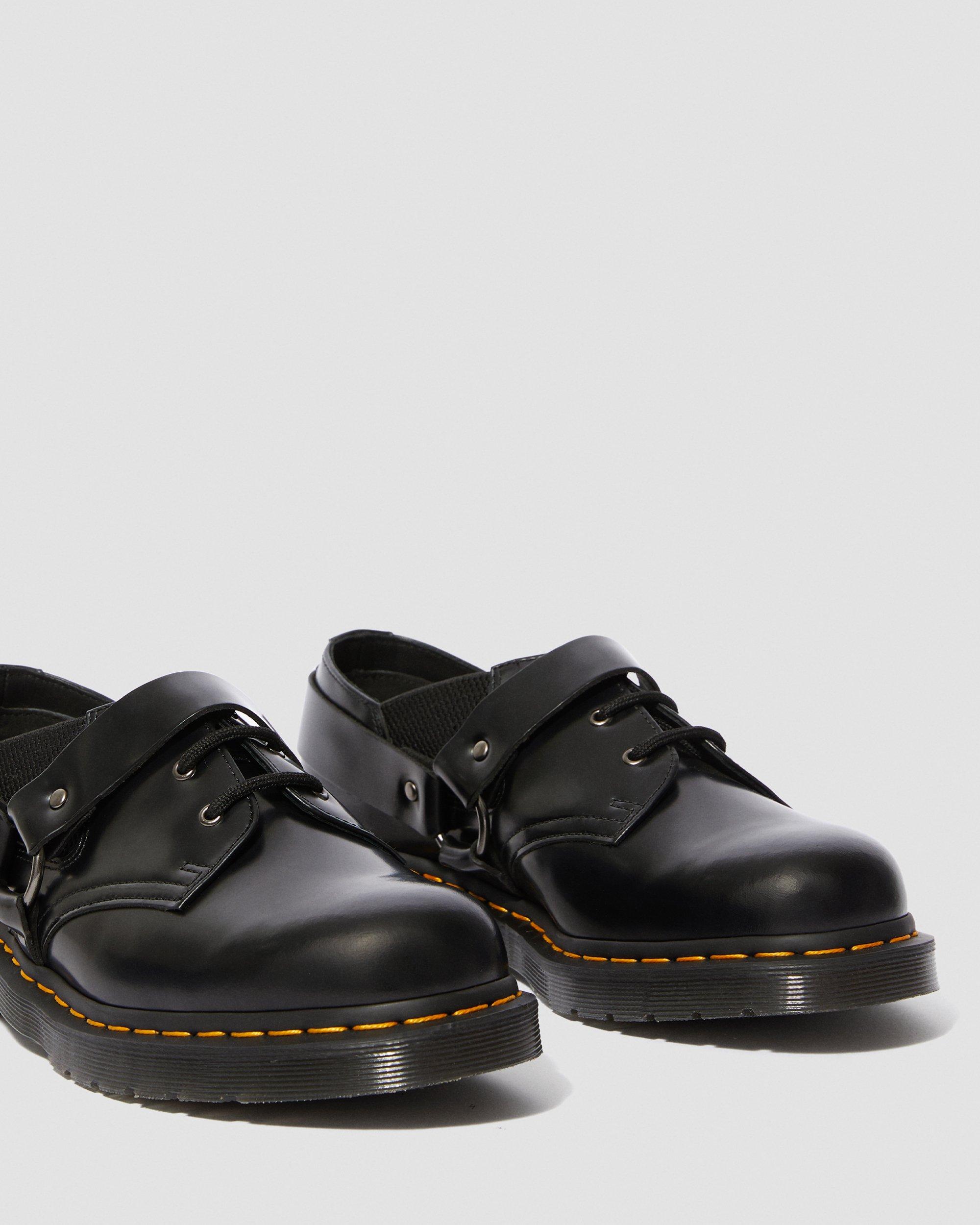 FULMAR SMOOTH LEATHER LACE UP SHOES in BLACK | Dr. Martens™