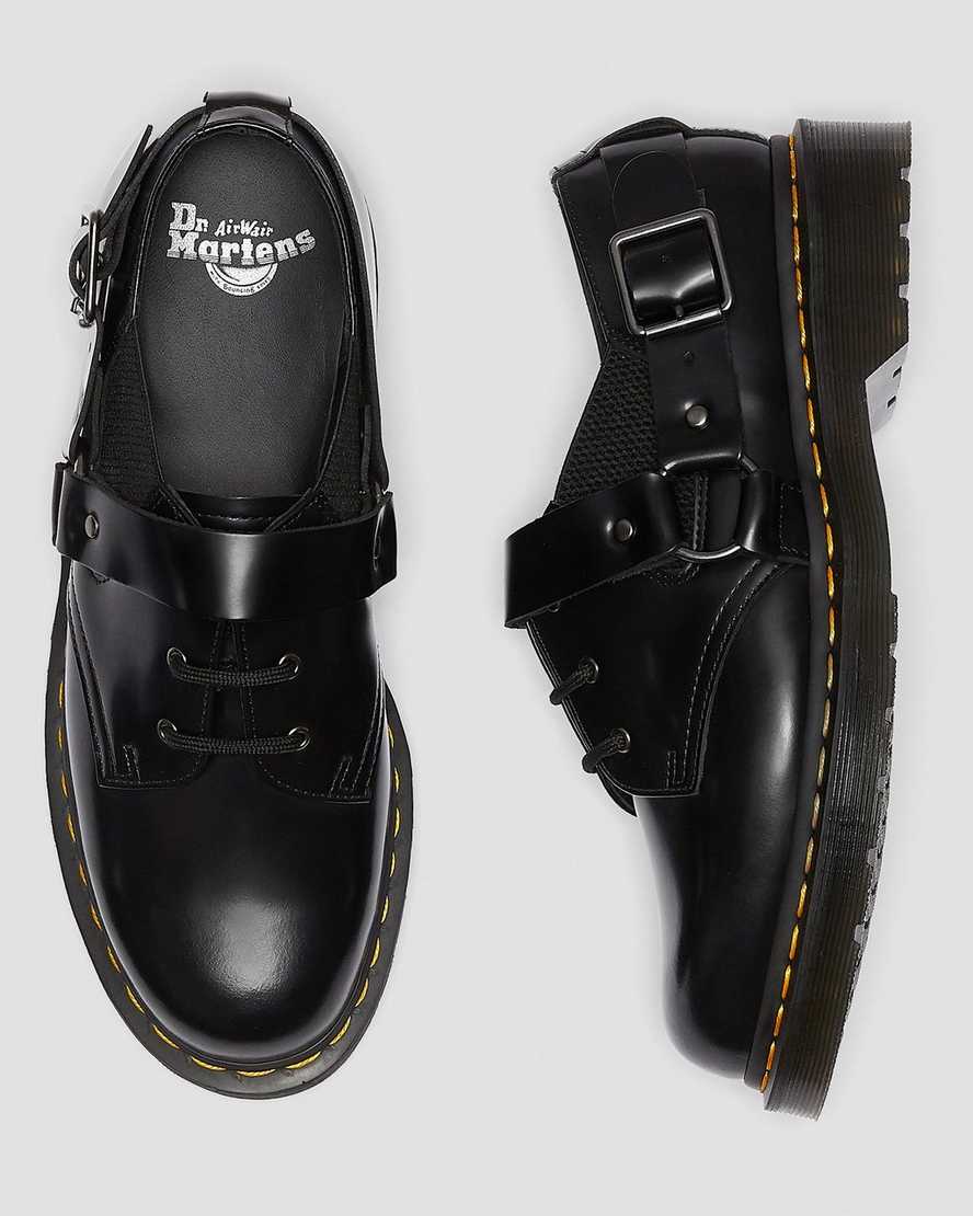 Fulmar Smooth Leather Buckle Shoes | Dr Martens