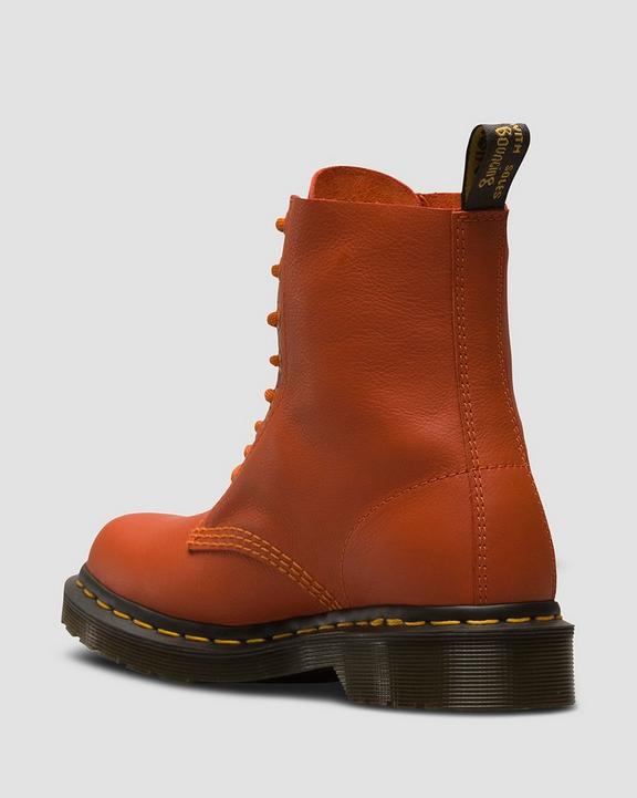 1460 Pascal Virginia Leather Boots Dr. Martens