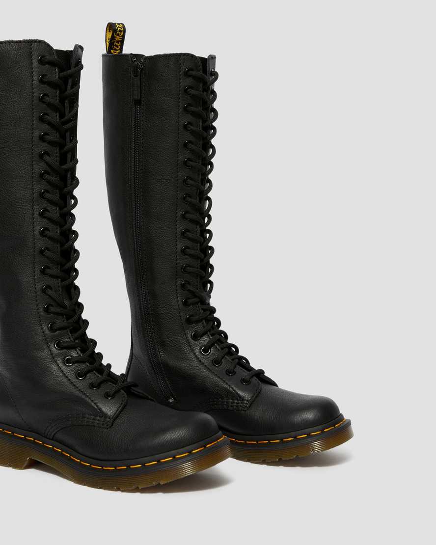 https://i1.adis.ws/i/drmartens/23889001.87.jpg?$large$1B60 Virginia Leather Knee High Boots | Dr Martens