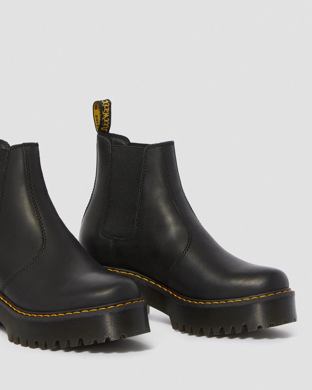 Rometty Wyoming Leather Platform Chelsea Boots in Black | Dr. Martens