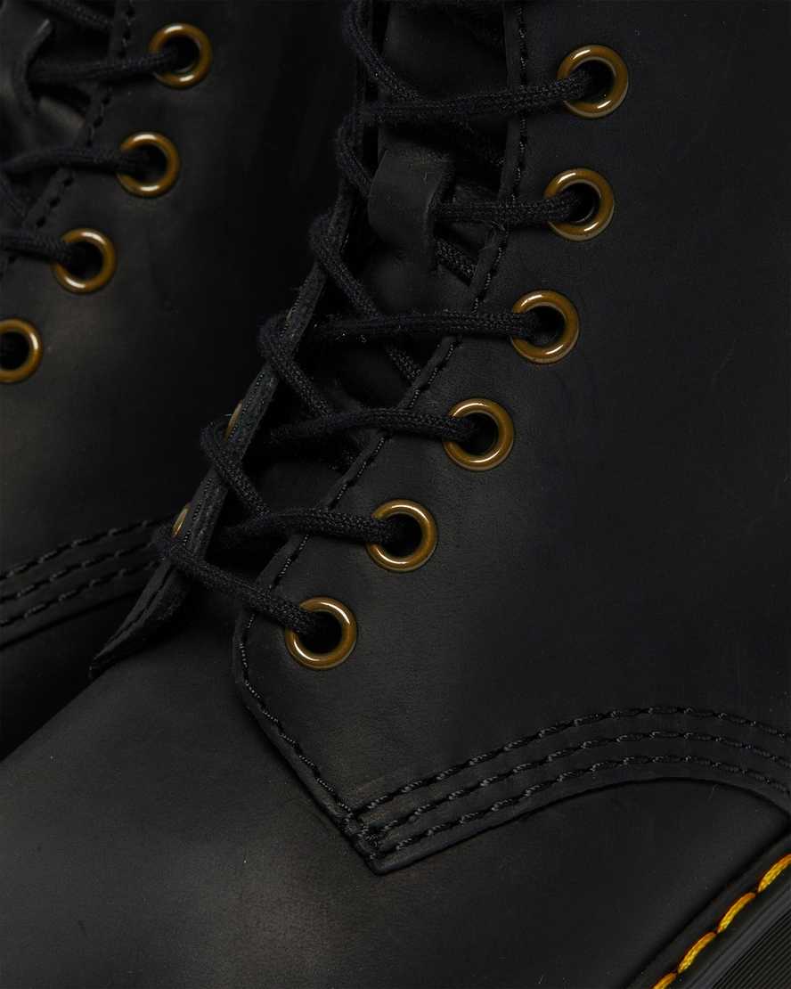 https://i1.adis.ws/i/drmartens/23921001.87.jpg?$large$Shriver Hi Women's Wyoming Leather Heeled Boots Dr. Martens