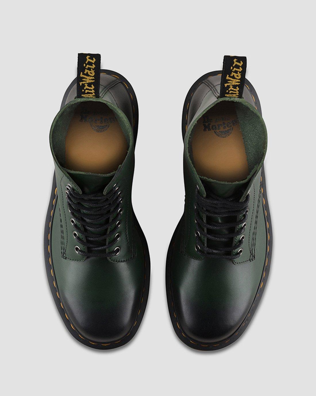 1460 Pascal Antique Temperley in GREEN | Dr. Martens™