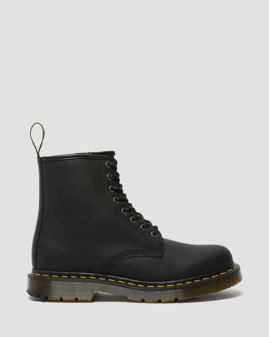 https://i1.adis.ws/i/drmartens/24039001.88.jpg?$large$1460DM's Wintergrip Leather Ankle Boots Dr. Martens