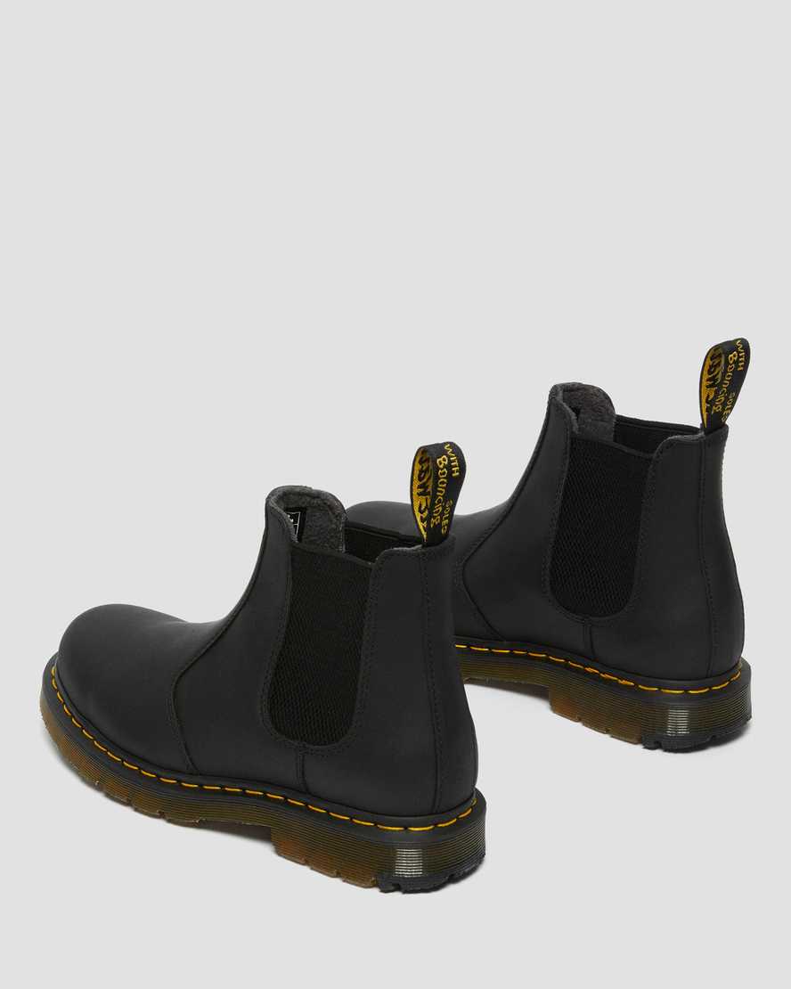 https://i1.adis.ws/i/drmartens/24040001.87.jpg?$large$2976 DM's Wintergrip Chelsea Boots | Dr Martens
