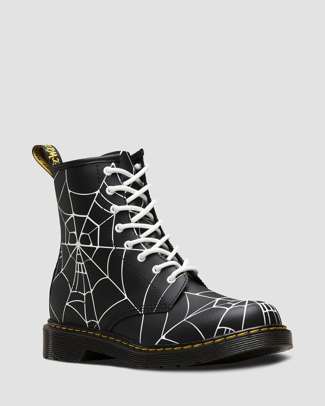 Dr martens 2025 skull web